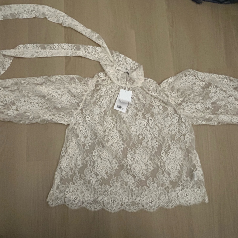 & Other Stories Floral Lace Top in Ivory - Picture 2 of 7